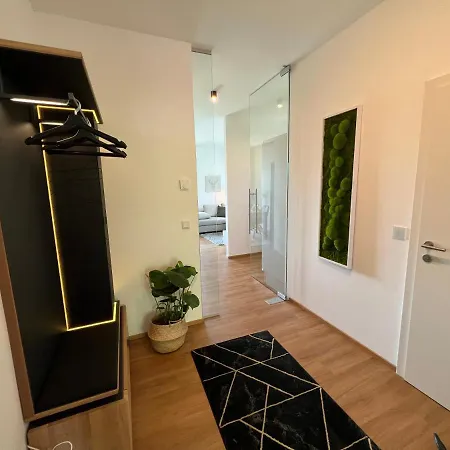 Designapartment Blue Sky -55m2-free Parking & Wifi Apartment *